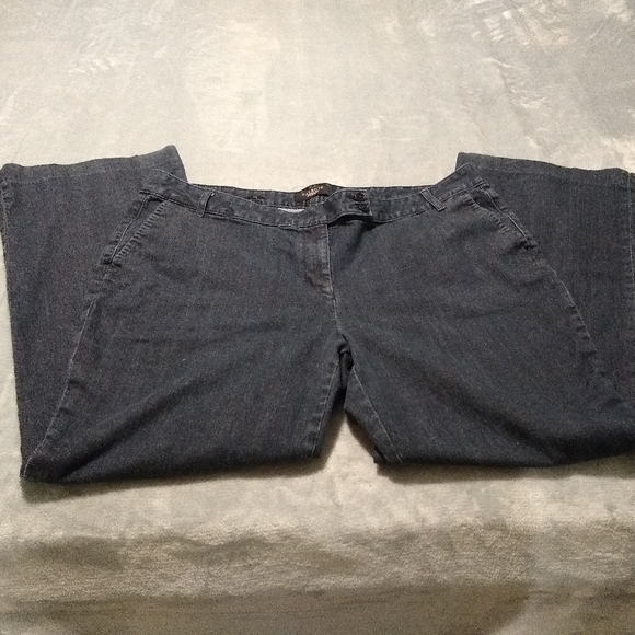 Talbot's Flare Leg Jeans - Picture 3 of 11